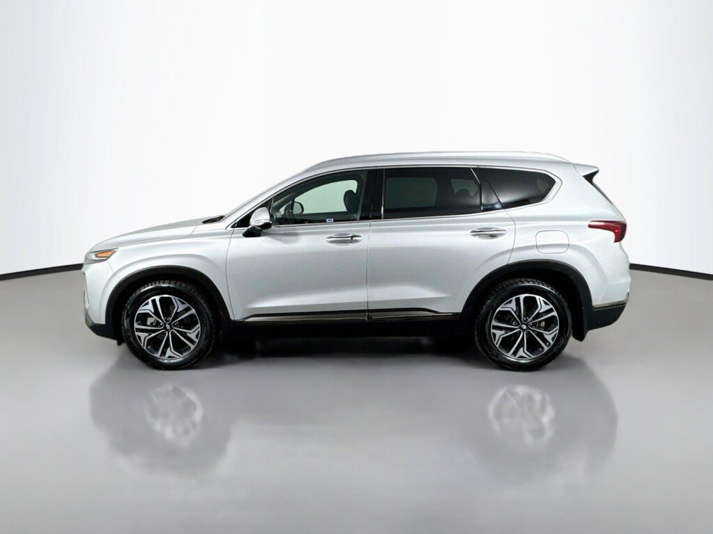 Used 2020 Hyundai Santa Fe Limited FWD image 2
