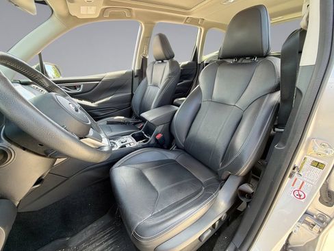 Used 2019 Subaru Forester Limited AWD/4WD image 30
