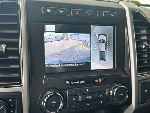 Used 2021 Ford F250 Lariat w/ Lariat Ultimate Package AWD/4WD image 14