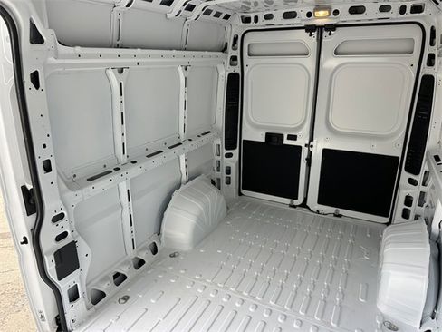 Used 2025 RAM ProMaster 2500 image 15