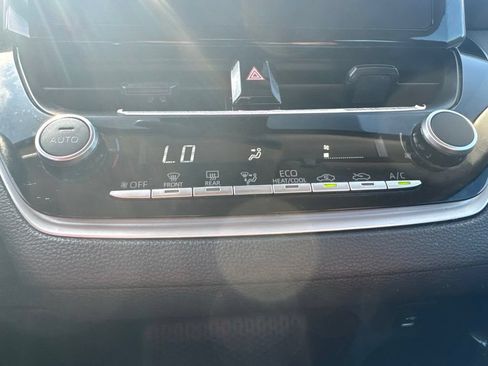Used 2024 Toyota Corolla LE FWD image 16
