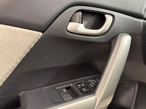 Used 2014 Honda Civic LX image 10