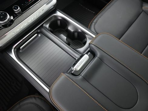 New 2026 Ford Expedition Tremor image 26