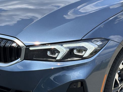 New 2026 BMW 330i Sedan w/ Convenience Package RWD image 6