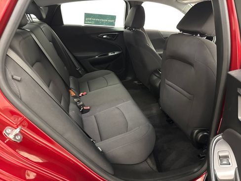 Certified 2024 Chevrolet Malibu RS w/ LPO, Floor Liner Package FWD image 25