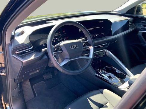 Certified 2025 Audi Q5 Premium Plus w/ Premium Plus AWD/4WD image 14
