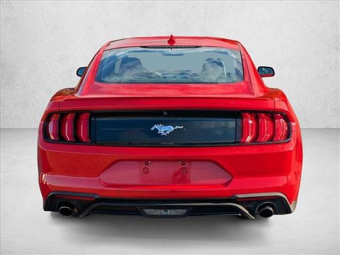 Used 2022 Ford Mustang Premium RWD image 6