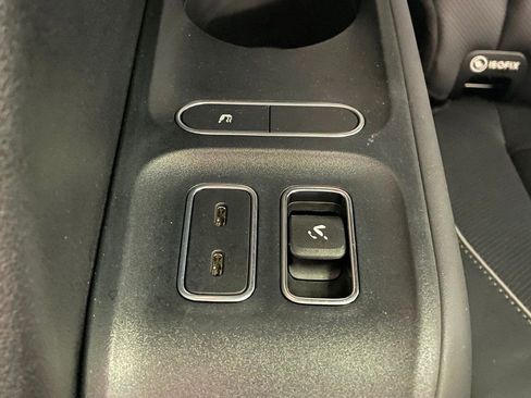 Used 2023 Mercedes-Benz GLS 580 4MATIC image 36
