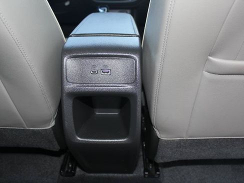 Used 2024 Buick Envista Avenir FWD image 23
