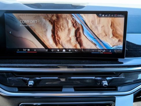 New 2026 BMW X5 xDrive40i w/ M Sport Package image 13