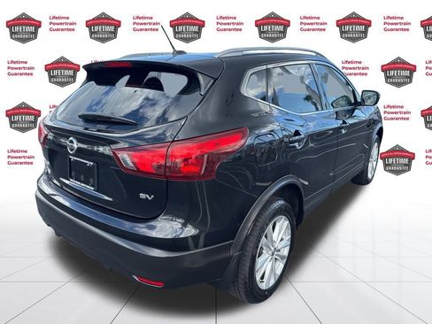 Used 2018 Nissan Rogue Sport SV w/ SV All-Weather Package image 5