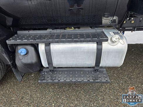 Used 2022 Ford F650 2WD Regular Cab Super Duty image 41