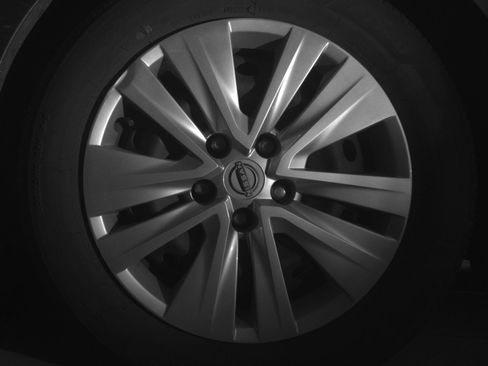 Used 2025 Nissan Sentra S FWD image 12