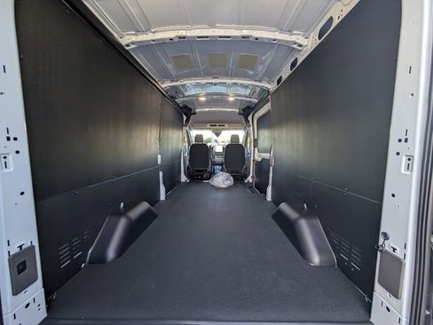 New 2026 Ford Transit 250 148 Medium Roof w/ Load Area Protection Package image 10