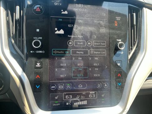 Used 2025 Subaru Outback Limited AWD/4WD image 19