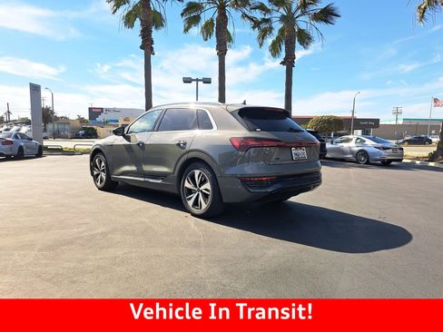 Used 2024 Audi Q8 e-tron Premium Plus w/ Premium Plus Package image 4