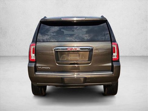 Used 2019 GMC Yukon Denali w/ Denali Ultimate Package image 7