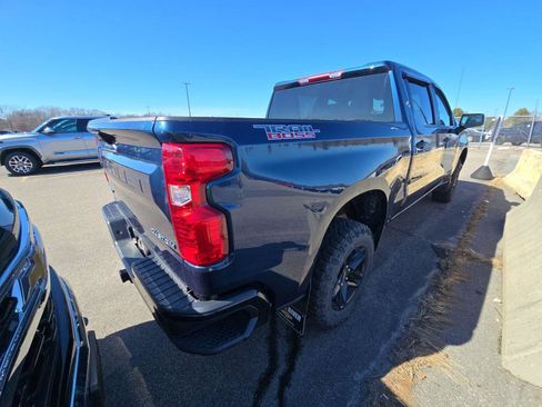 Used 2022 Chevrolet Silverado 1500 Custom Trail Boss image 2