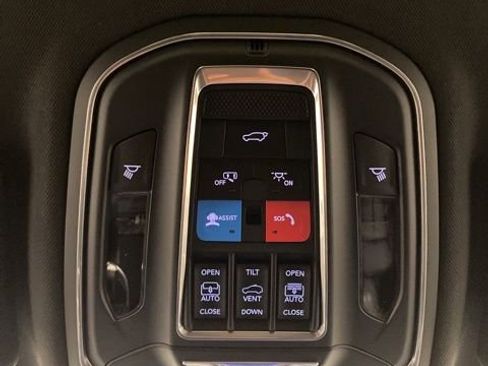 New 2026 Jeep Grand Cherokee Limited image 15