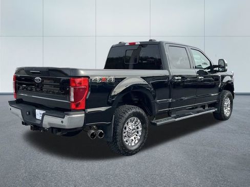 Used 2022 Ford F250 Lariat w/ Lariat Ultimate Package AWD/4WD image 3