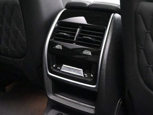 Used 2024 BMW ALPINA XB7 image 22