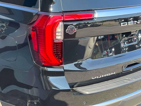 New 2026 GMC Yukon Denali w/ Advanced Technology Package AWD/4WD image 10