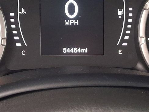 Used 2023 Jeep Renegade Latitude image 20