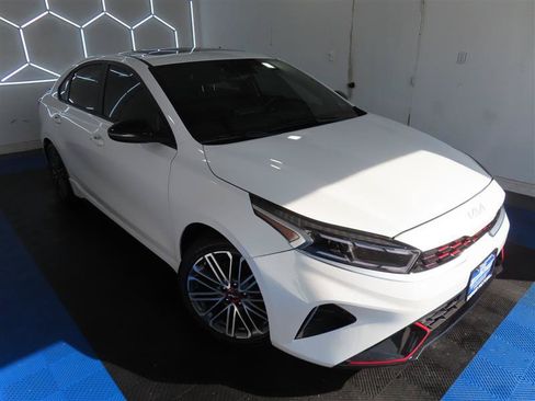 Used 2023 Kia Forte GT w/ GT2 Package FWD image 5