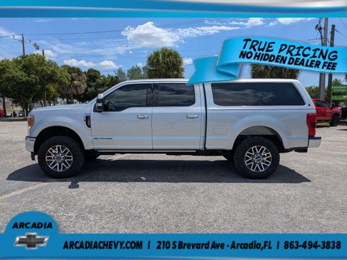 Used 2019 Ford F250 Lariat w/ Lariat Ultimate Package AWD/4WD image 7