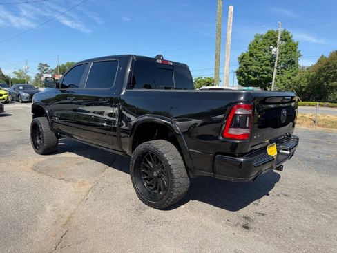 Used 2019 RAM 1500 Laramie RWD image 15