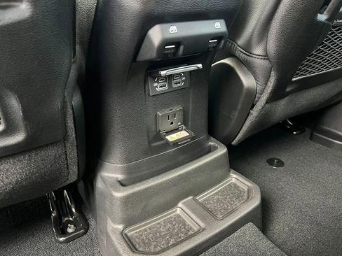 Used 2022 Jeep Wrangler Unlimited Rubicon w/ Trailer Tow Package image 13