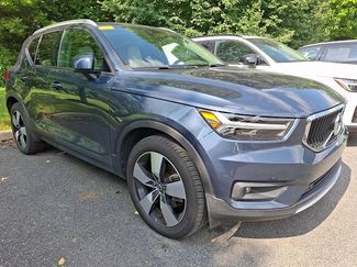 Used 2021 Volvo XC40 T5 Momentum w/ Premium Package AWD/4WD video 1