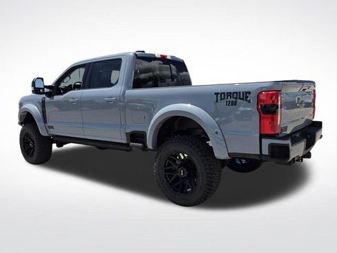New 2026 Ford F250 Lariat w/ Black Appearance Package AWD/4WD image 7