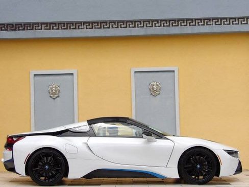 Used 2019 BMW i8 Roadster AWD/4WD image 18