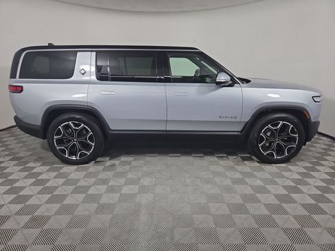 Used 2024 Rivian R1S Adventure AWD/4WD image 6