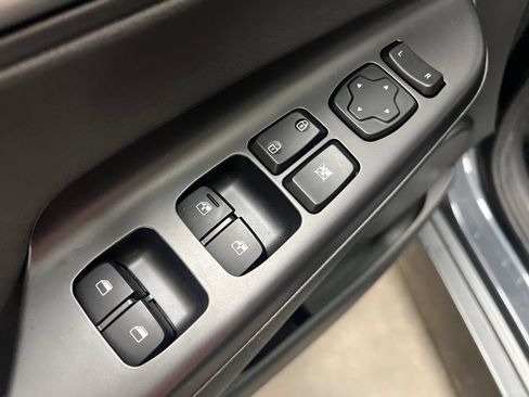 Used 2019 Hyundai Kona Ultimate FWD image 13