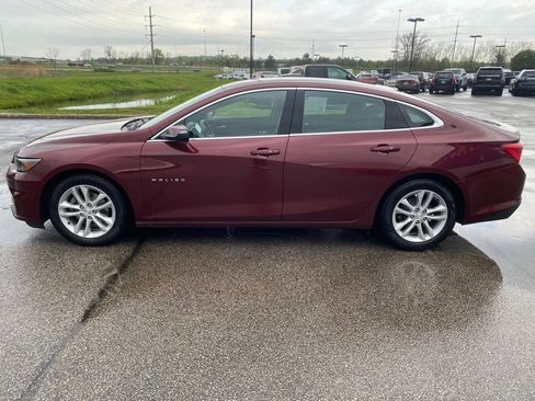 Used 2016 Chevrolet Malibu LT FWD image 4