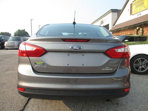 Used 2014 Ford Focus SE image 4