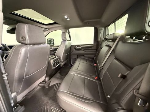 Used 2025 Chevrolet Silverado 2500 LTZ w/ LTZ Plus Package AWD/4WD image 16