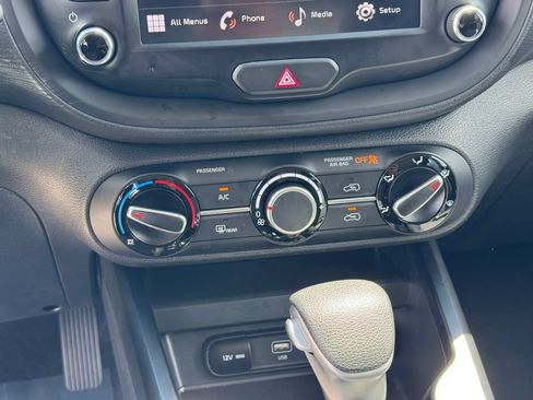 Used 2024 Kia Soul LX w/ Option Group 015 FWD image 16
