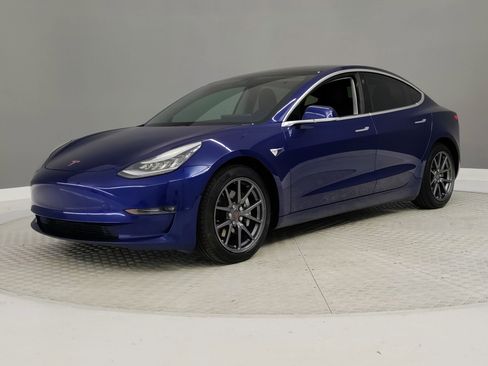 Used 2018 Tesla Model 3 Long Range image 31