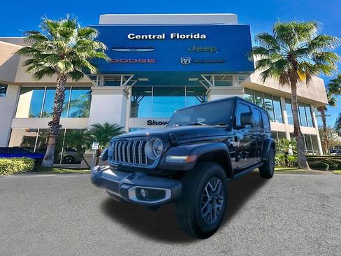 Certified 2024 Jeep Wrangler Unlimited Sahara w/ Technology Group image 9