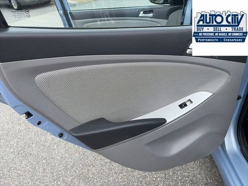 Used 2014 Hyundai Accent GS FWD image 9