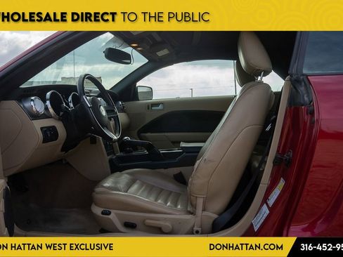 Used 2006 Ford Mustang GT RWD image 3