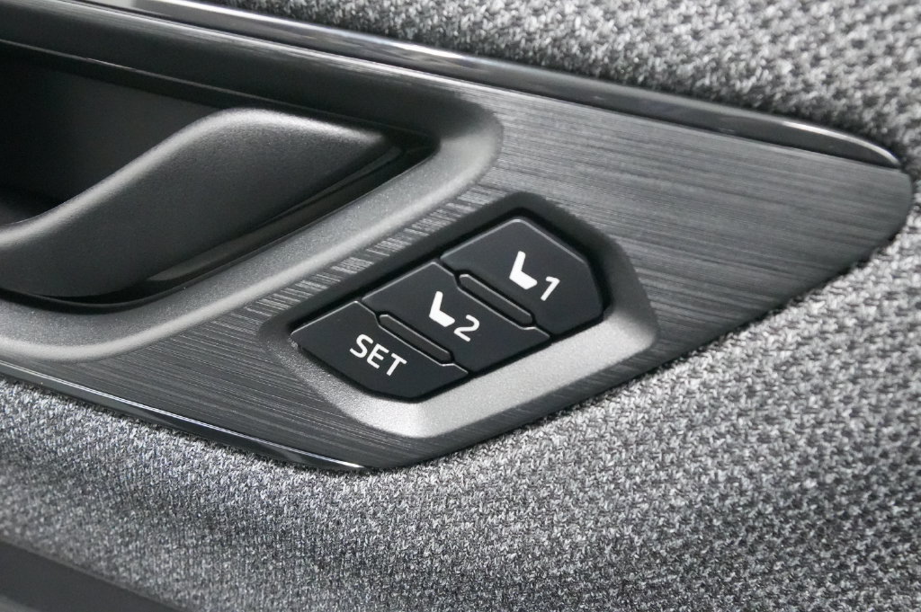 New 2026 Subaru Outback Limited AWD/4WD image 15