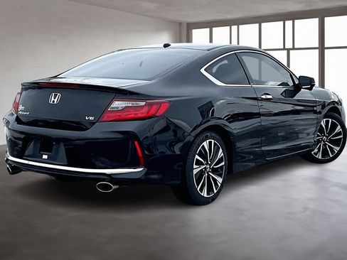 Used 2017 Honda Accord EX-L image 3