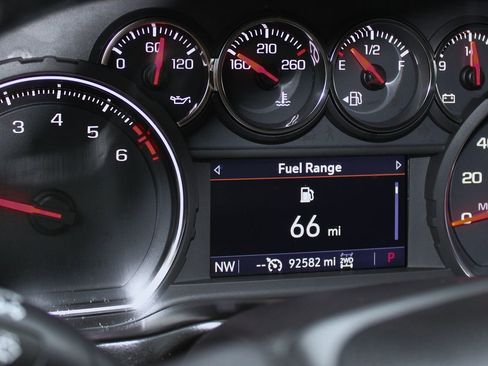 Used 2019 Chevrolet Silverado 1500 RST w/ All-Star Edition image 27