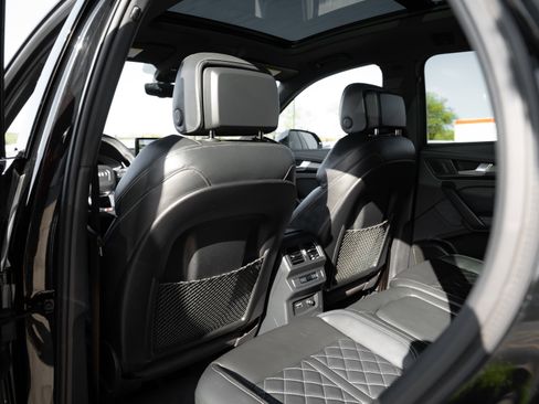 Certified 2023 Audi SQ5 Premium Plus w/ Premium Plus Package AWD/4WD image 28