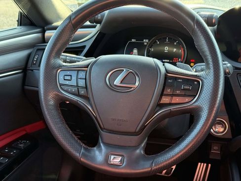 Used 2022 Lexus ES 350 F Sport image 9