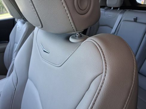 Used 2023 Cadillac XT4 Luxury w/ Driver Awareness Package FWD image 19